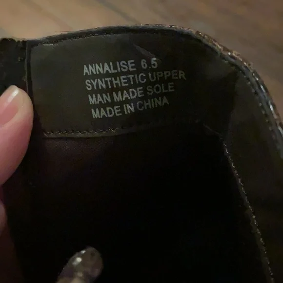 Zigi Soho Faux Snakeskin Ankle Boot - Picture 4 of 7